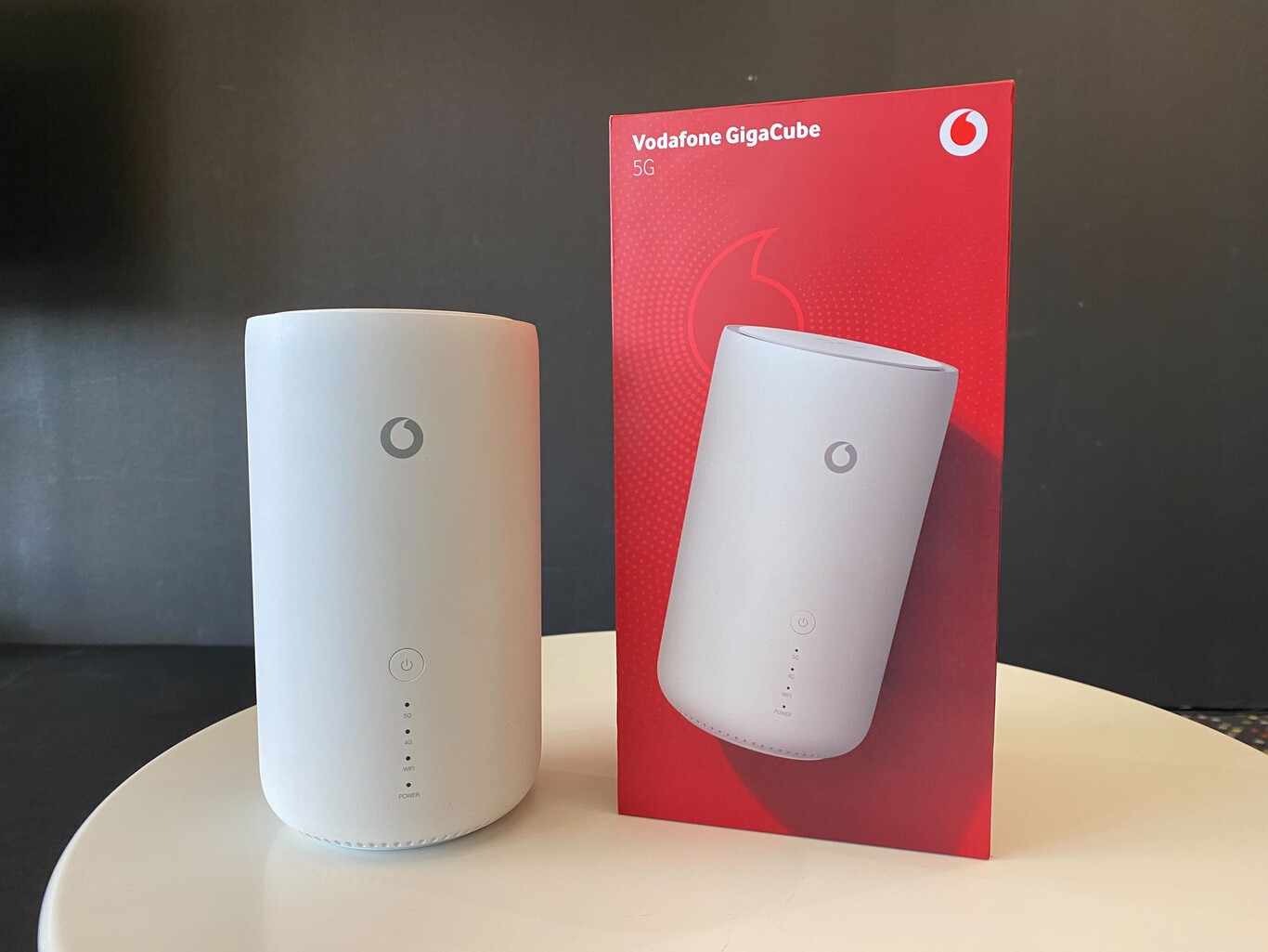 نقد و بررسی مودم Vodafone Gigacube HH500V 5G