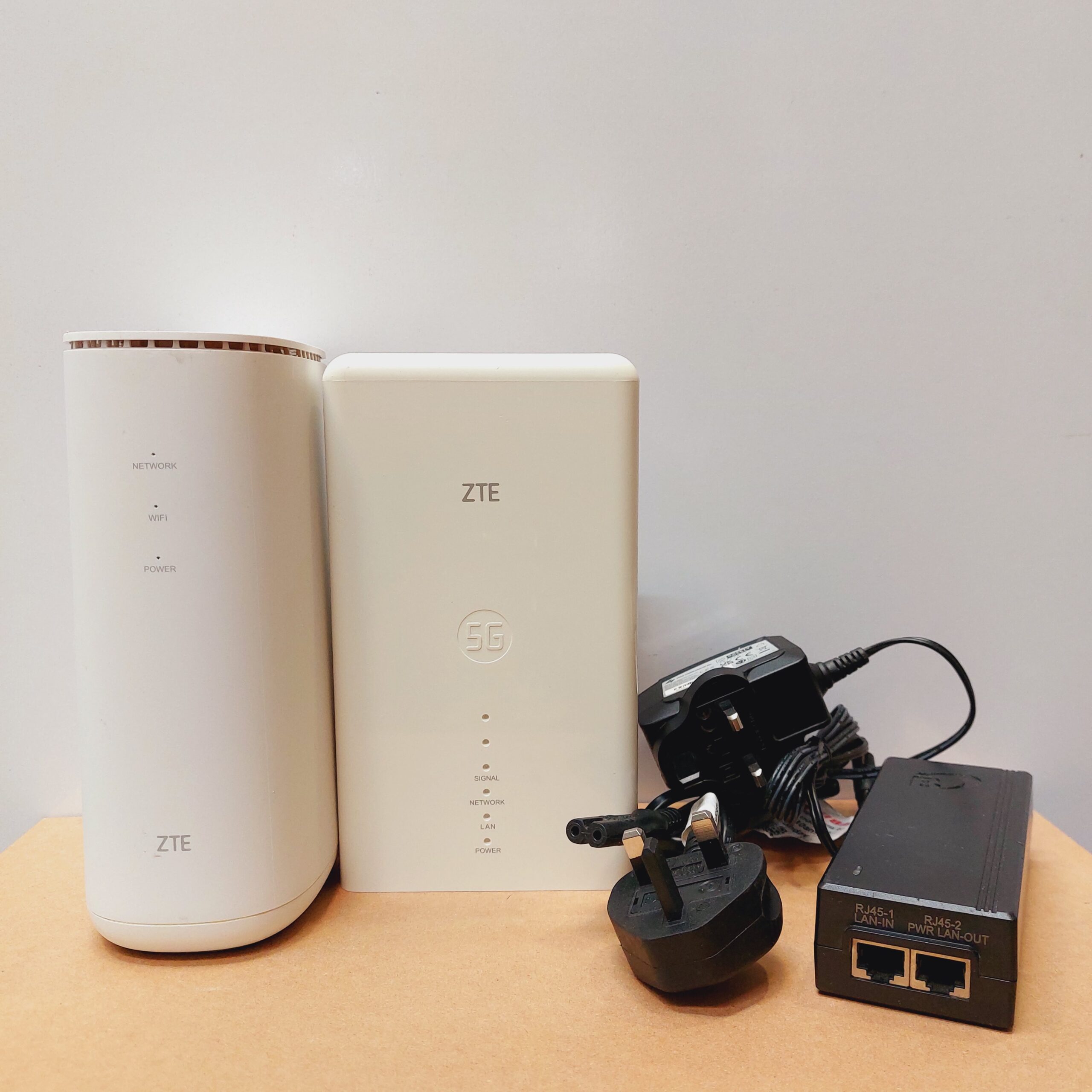 مودم سیم کارتی فضای باز  ZTE MC7010 4G/5G/TDLTE- فروشگاه اینترنتی ژوپیتل