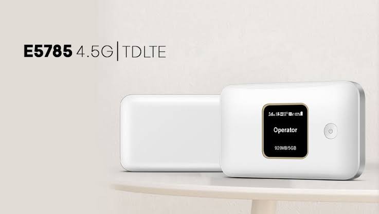 بررسی تخصصی مودم Huawei E5785-320a؛ مودم 4G+ قابل حمل با سرعت 300 مگابیت